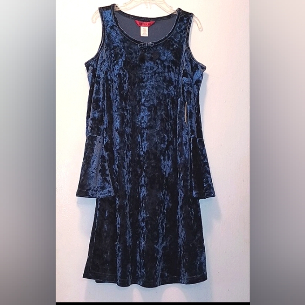 1ST KISS VELVET BLUE COLD SHOULDERS DRESS